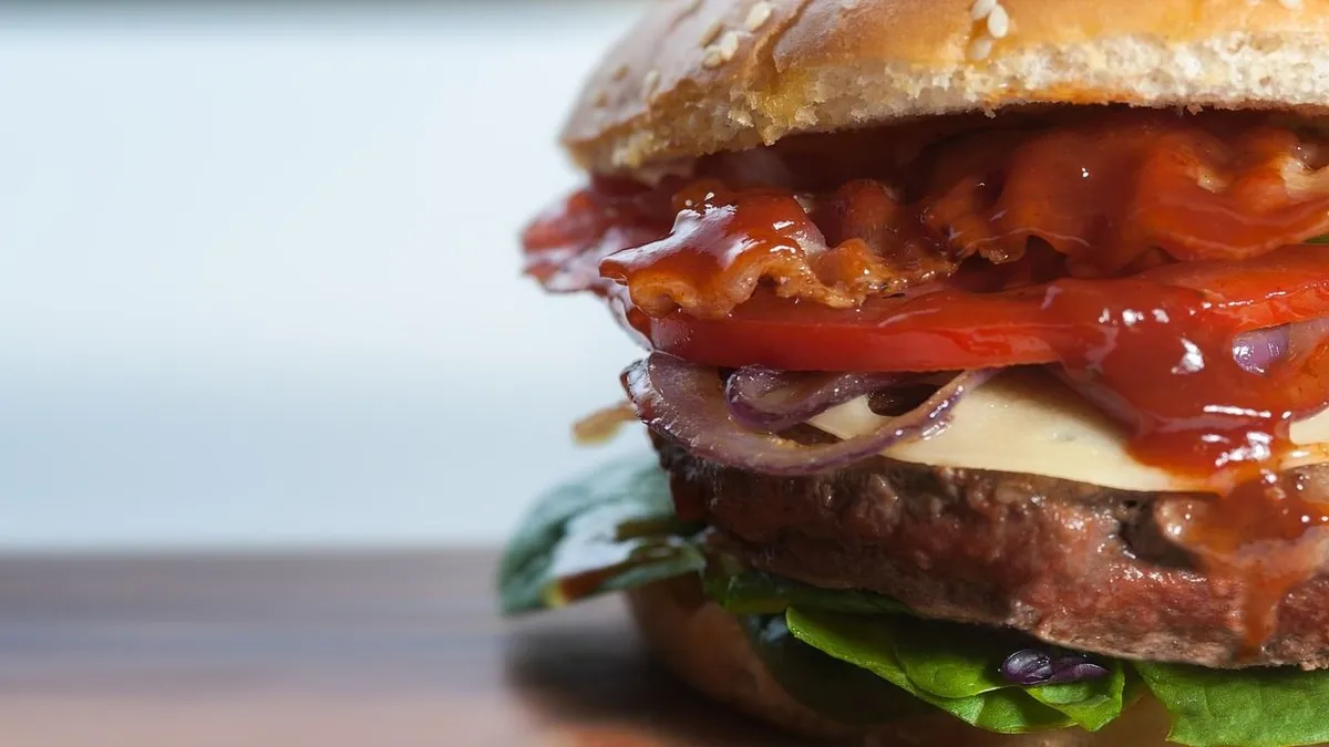 Rossz hír érkezett a hamburgerről
