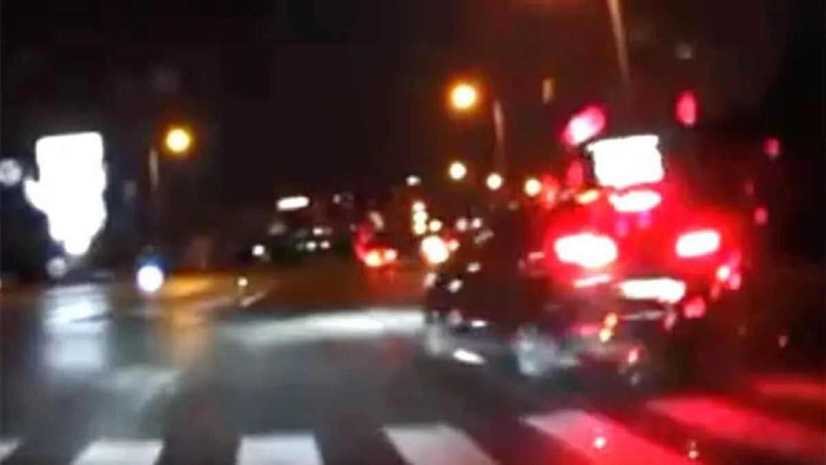 Nagyot hibázott egy figyelmetlen autós, a szembesávban találta magát a taxis Vecsésnél - videó