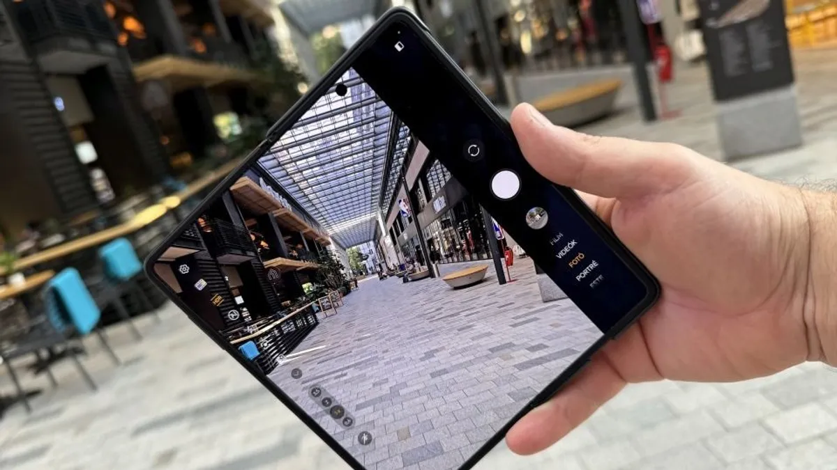 Honor Magic V3: a legjobb hajlítható telefon
