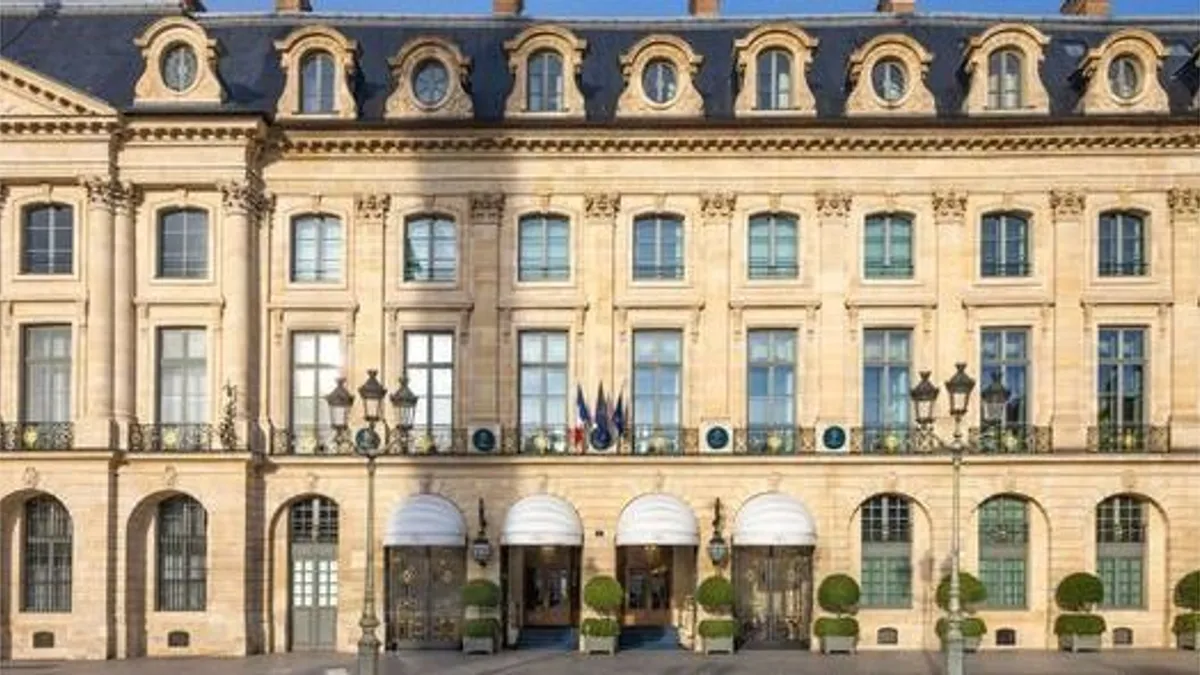 Elárverezik a Ritz Hotel luxusrelikviáit