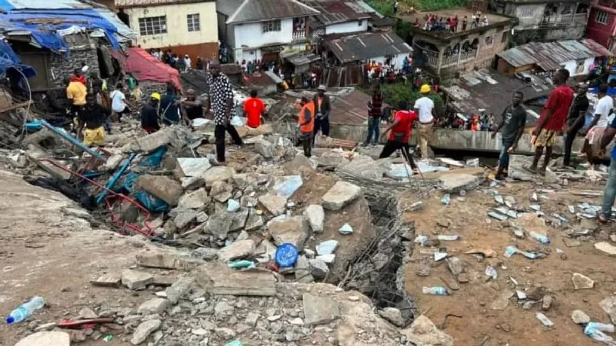 Összeomlott egy Sierra Leone-i épület, több embert maga alá temetett