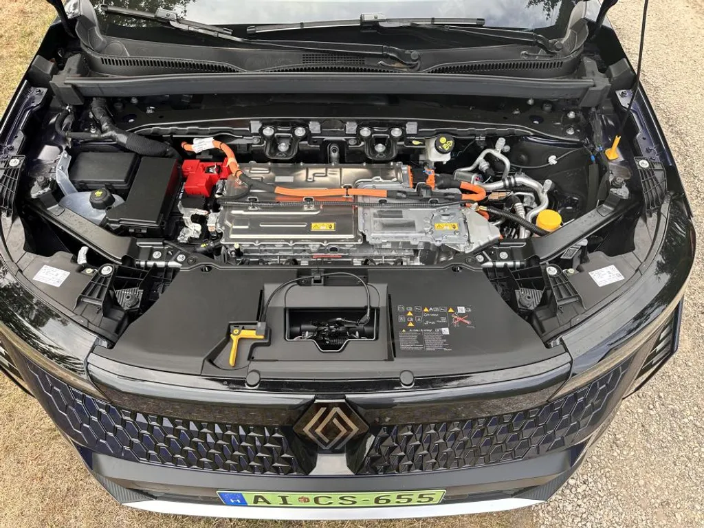 Renault Scenic teszt 2024, renaultscenicteszt, elektromos autó, Év autója 2024