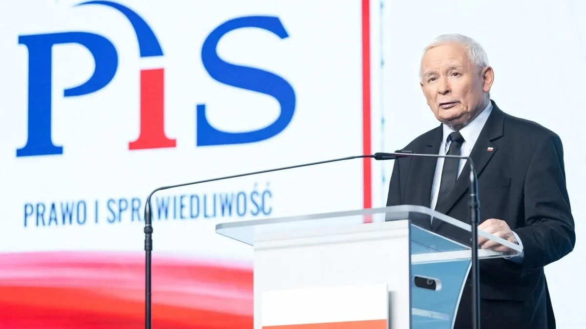 Jaroslaw Kaczynski: Nemet mondunk a migránsok áthelyezésére