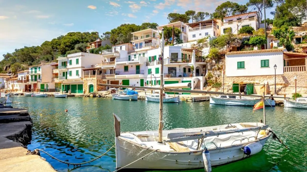 Mallorcán elzárnák a vizet és kikapcsolnák az áramot a nyaralókban