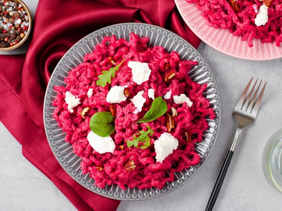 Pasta,With,Beet,Sauce,,Vegetarian,Beetroot,Pasta,,Pink,Pesto,,Tasty