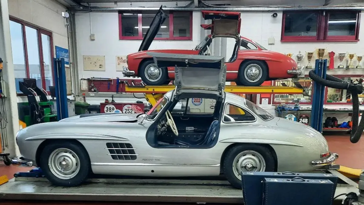 Várólista van a Mercedes-Benz több tízezer eurós eredetiségvizsgálatára