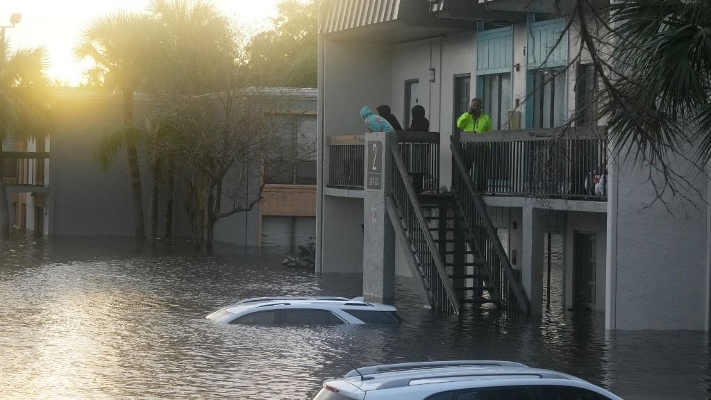 On heels of Helene, storm Milton expected to strengthen into major hurricane and slam Florida