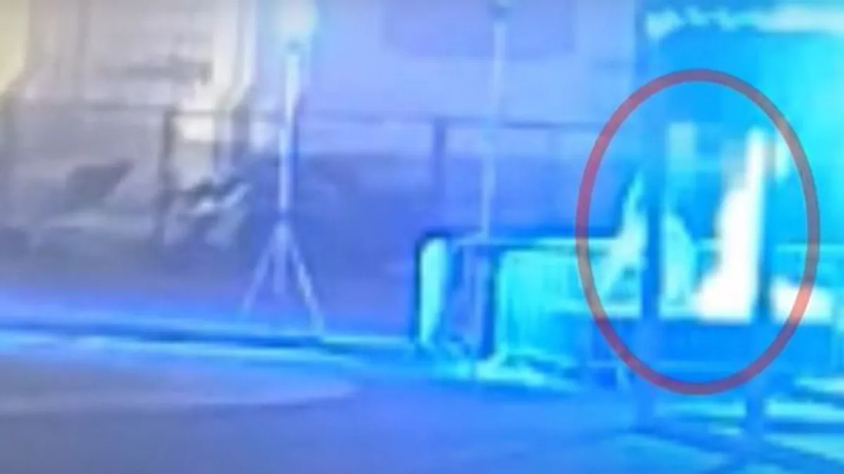 Darabokra ütött szét egy férfi egy Mikulást Kecskeméten - videó