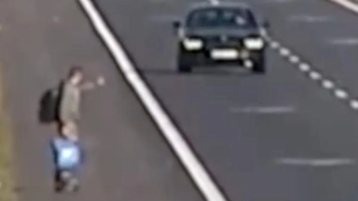 Állásinterjúra ment, de hazafelé leszállt a vonatról és gördeszkával indult el az M3-ason - videó