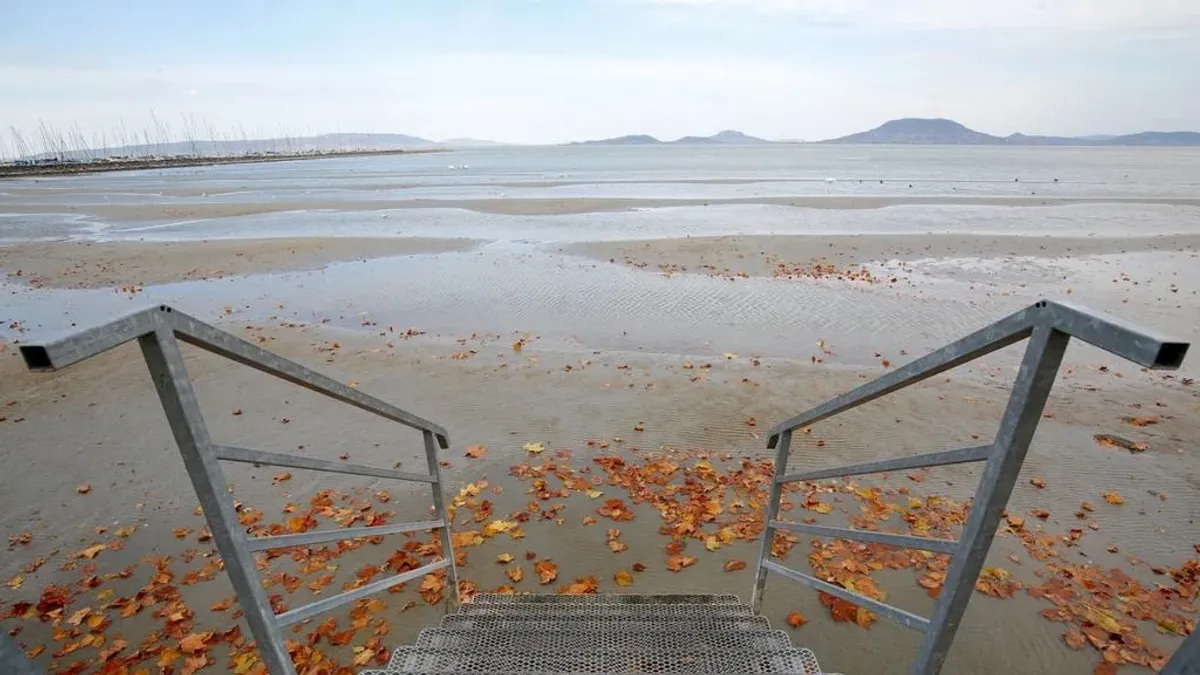 Kibillen a Balaton a medréből egy hurrikán miatt