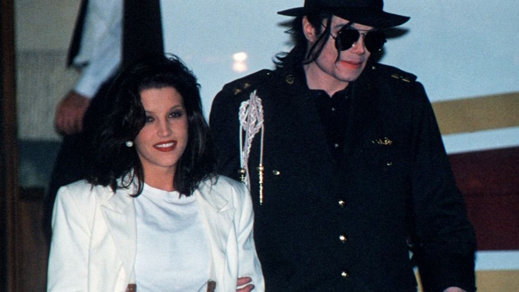 Lisa Marie Presley és Michael Jackson 1994-ben