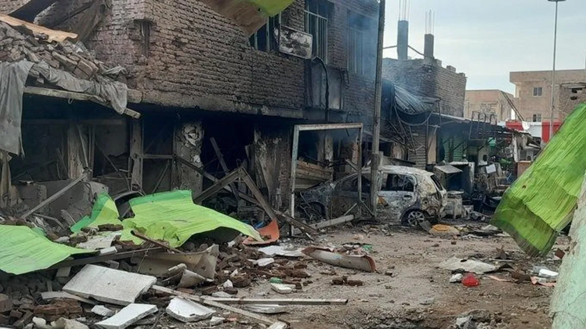 Lebombázott egy piacot Kartúmban a szudáni hadsereg, rengeteg a halott - videó