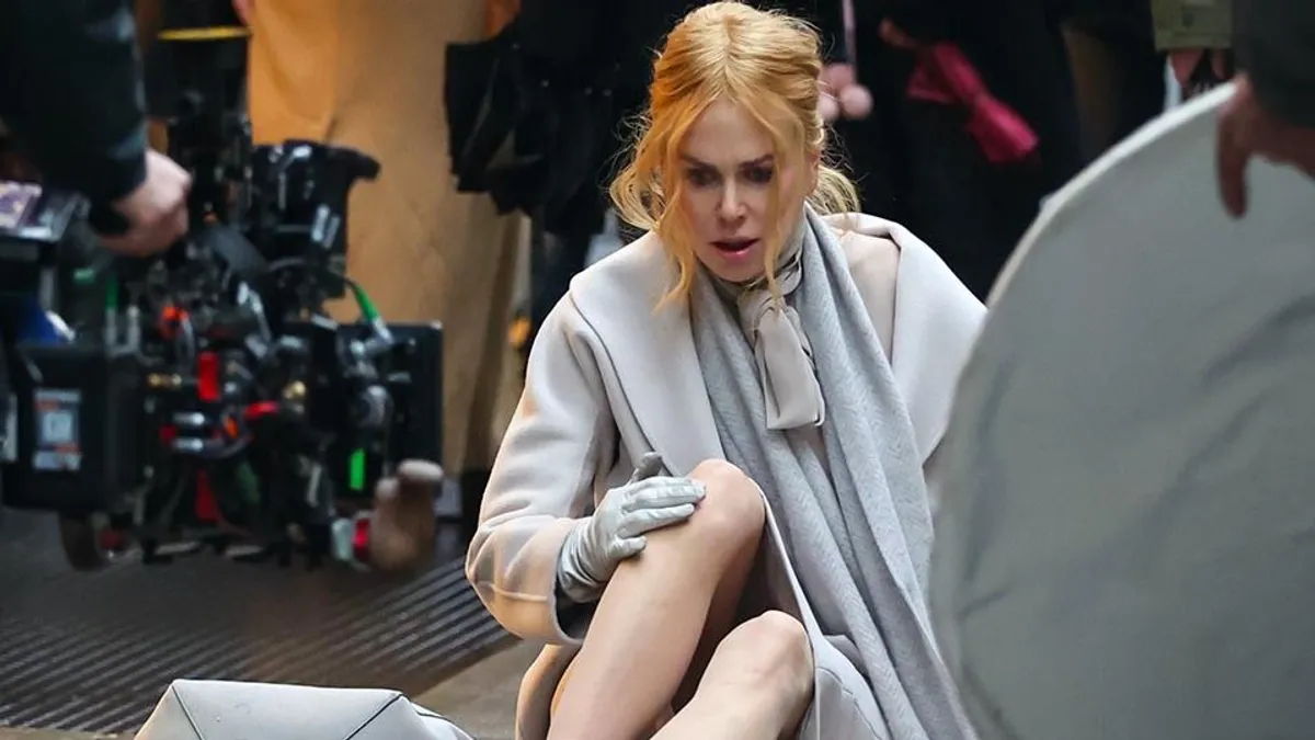 Nicole Kidman szado-mazózik a huszonéves gyakornokával
