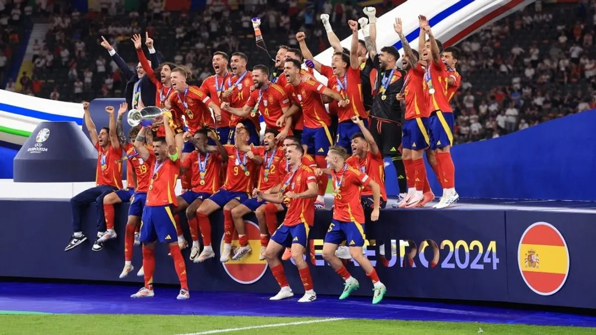 Mindenhonnan kizárhatják az Eb-győztes spanyol válogatottat