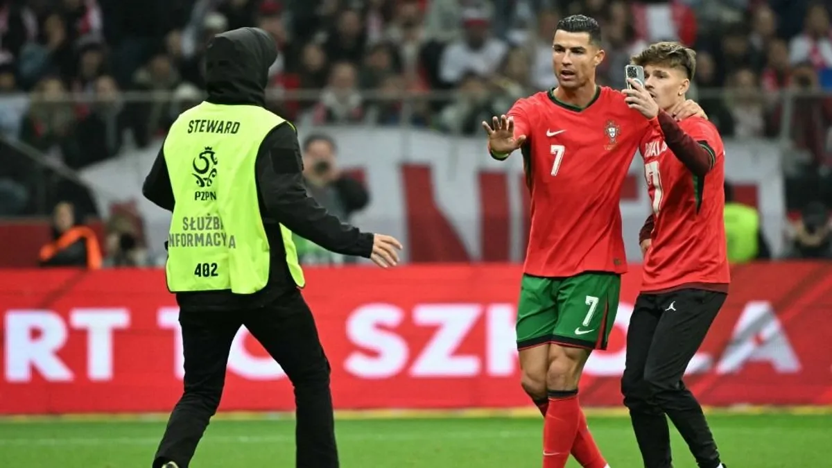 Ronaldo megint gólt lőtt, majd elzavarta a biztonsági őrt