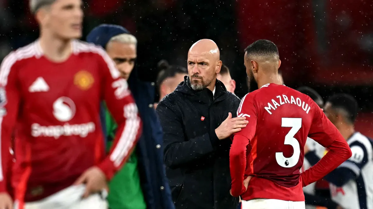 Ámokfutásba kezdett a Manchester United edzője