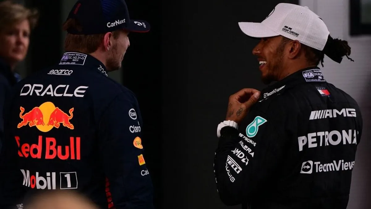 Lewis Hamilton kiröhögte Max Verstappent