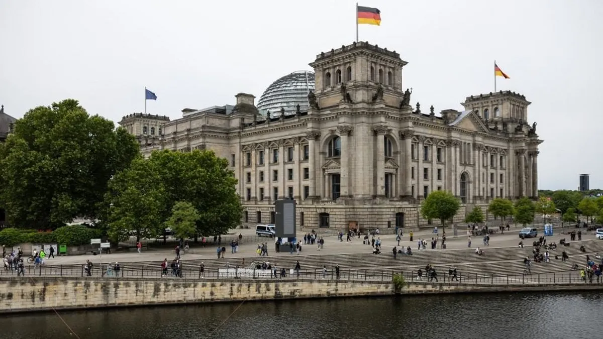 Egy berlini luxusszállodából migránsközpont lett