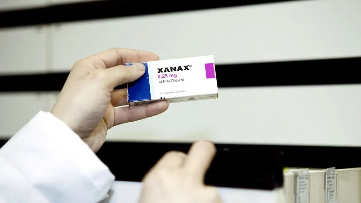 Hamis vényköteles gyógyszerek miatt halt meg több száz ember