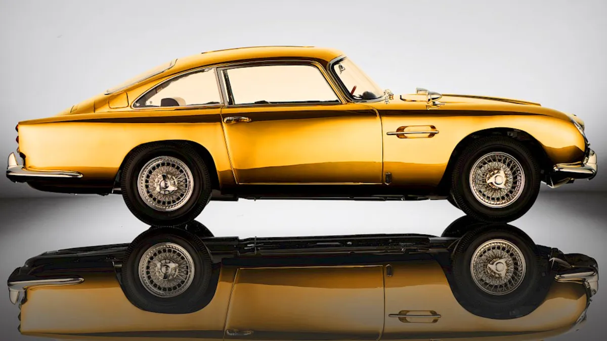24 karátos arannyal bevont DB5 modellel ünneplik a 60 éves James Bond Goldfinger filmet