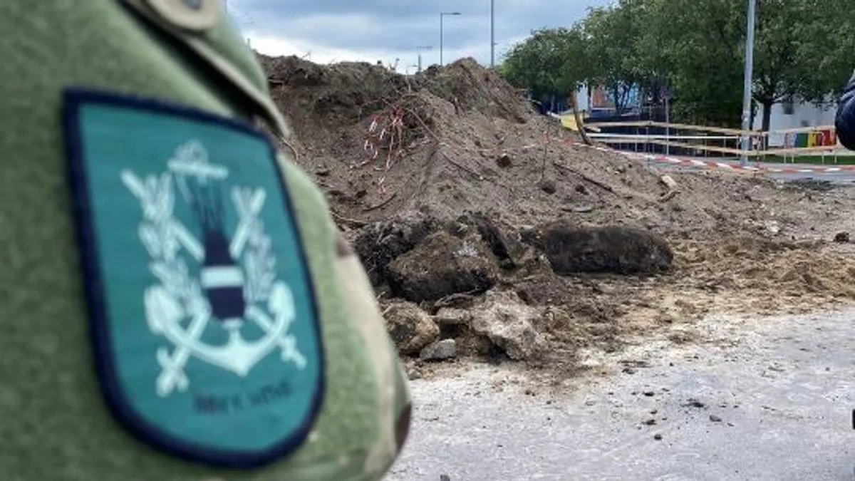 Elszállították a ferencvárosi óriásbombát