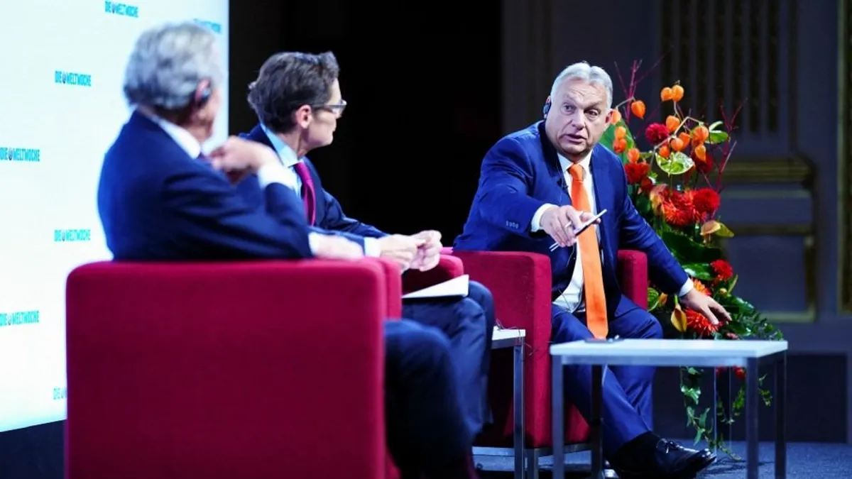 Percekig állva tapsolták Orbán Viktort Bécsben - videó