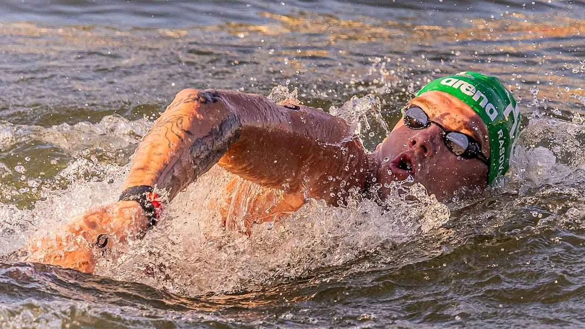 Tájfunveszély zavarta meg Rasovszky Kristófékat