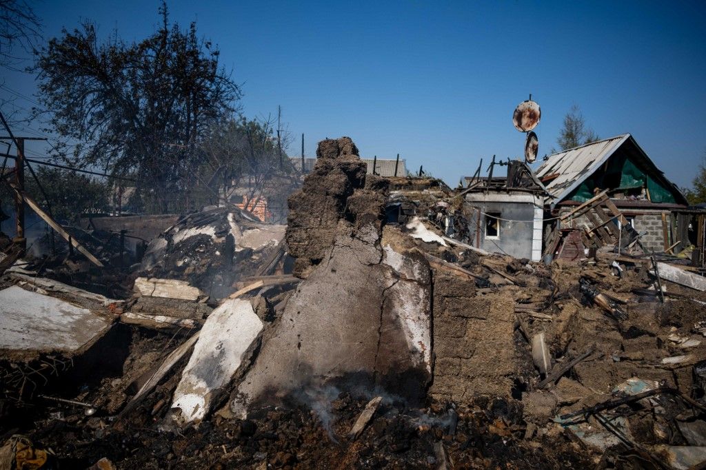 Civilians Continue to Evacuate Pokrovsk as Russian Army Draws Near