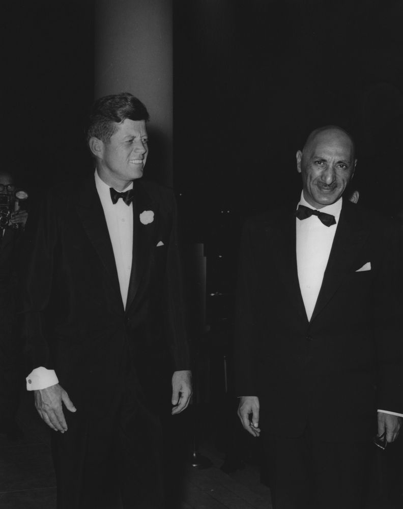 Vacsora Mohammad Zahir sah afganisztáni király tiszteletére, amelynek házigazdája John F. Kennedy elnök volt 1963-ban