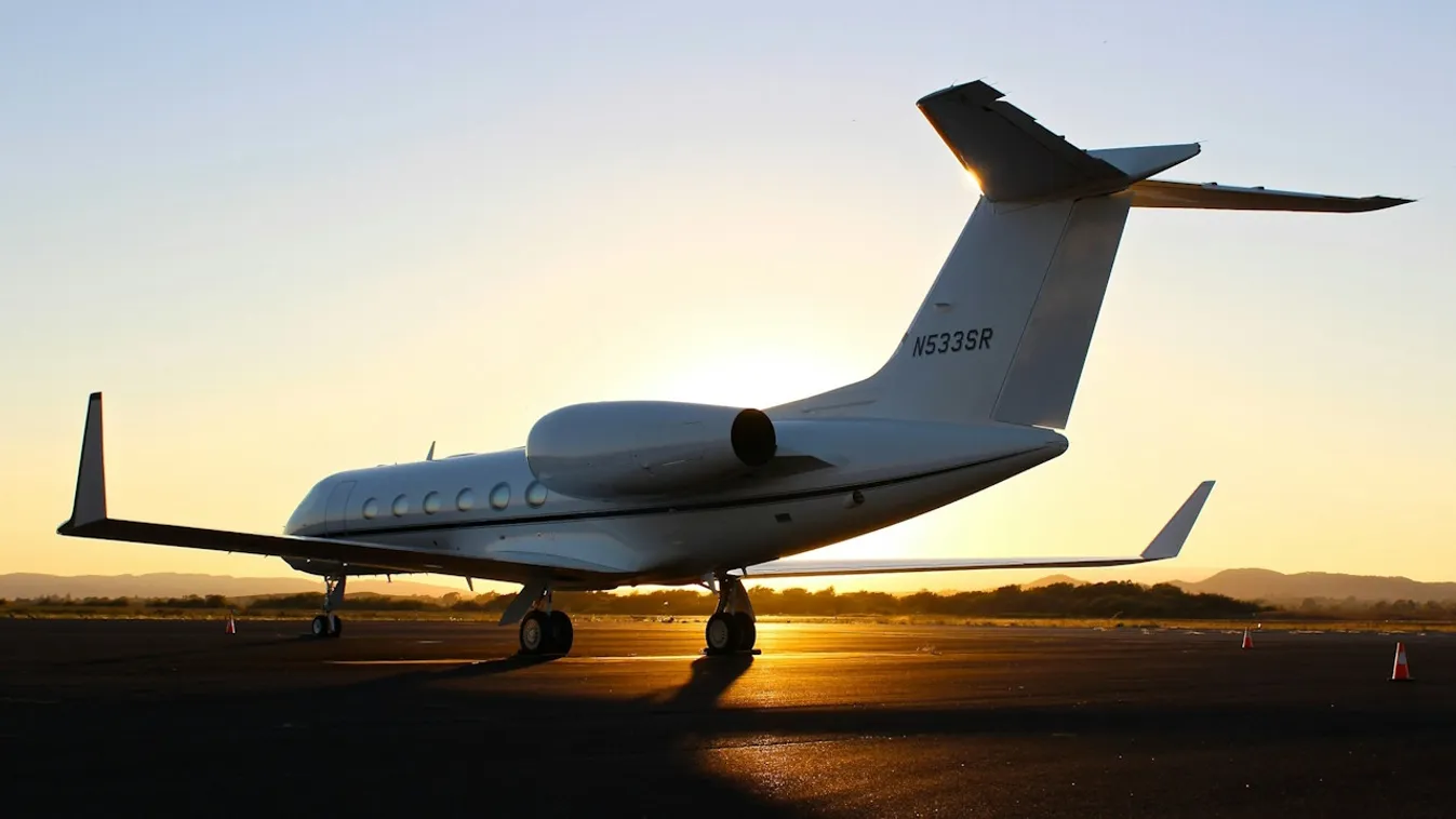 magánrepülő repülőgép private jet repülés