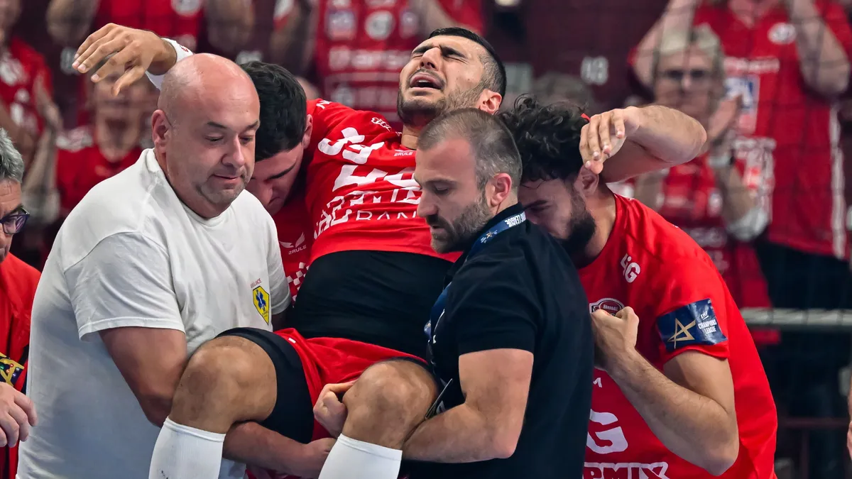 Súlyosan megsérült a Veszprém kézise, meg kell műteni