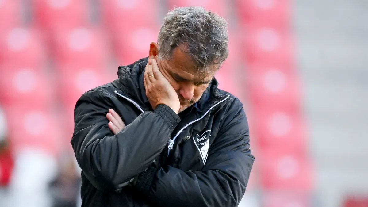 Máté Csaba óriásit bukik Debrecenben