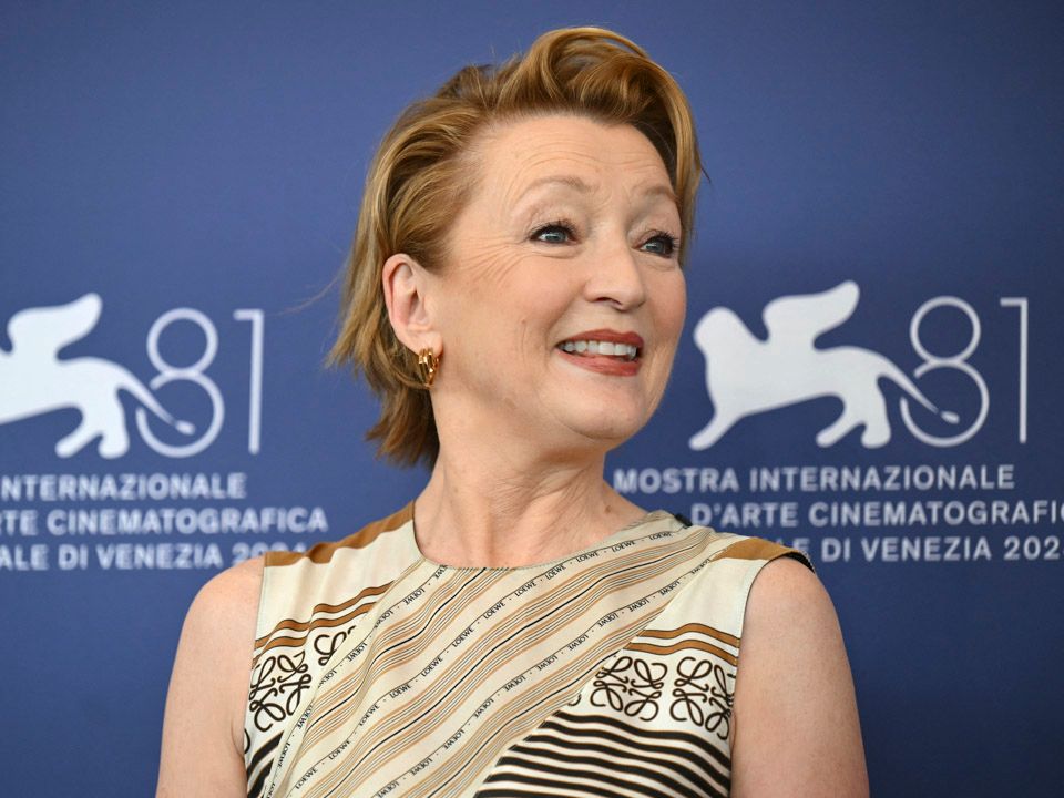 Lesley Manville, LesleyManville, angol színésznő, Maggie Smith
