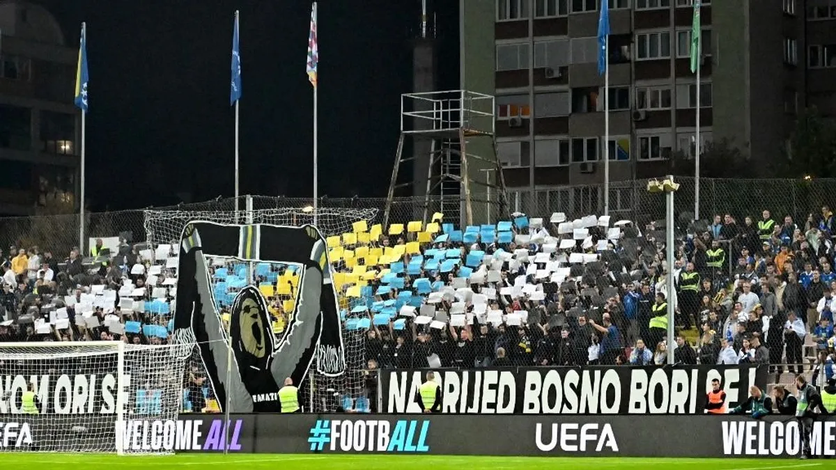 Óriási botrányt okoztak a bosnyák szurkolók, összeverekedtek a magyarokkal