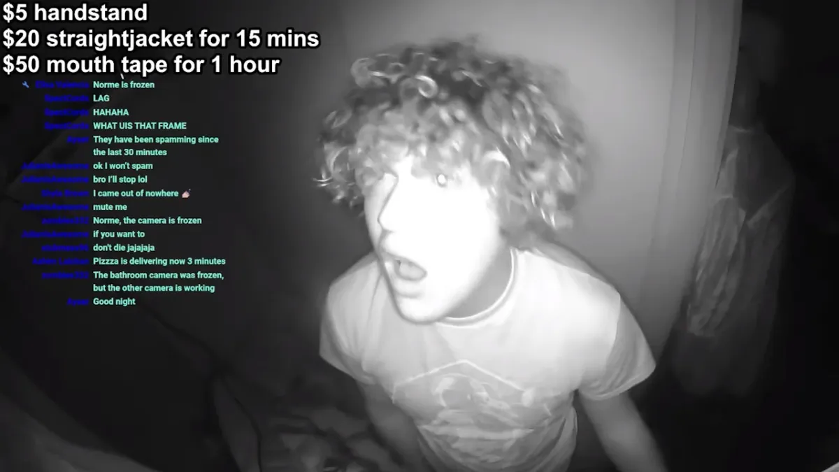 Egy hónapra sötét magánzárkába vonult a youtuber