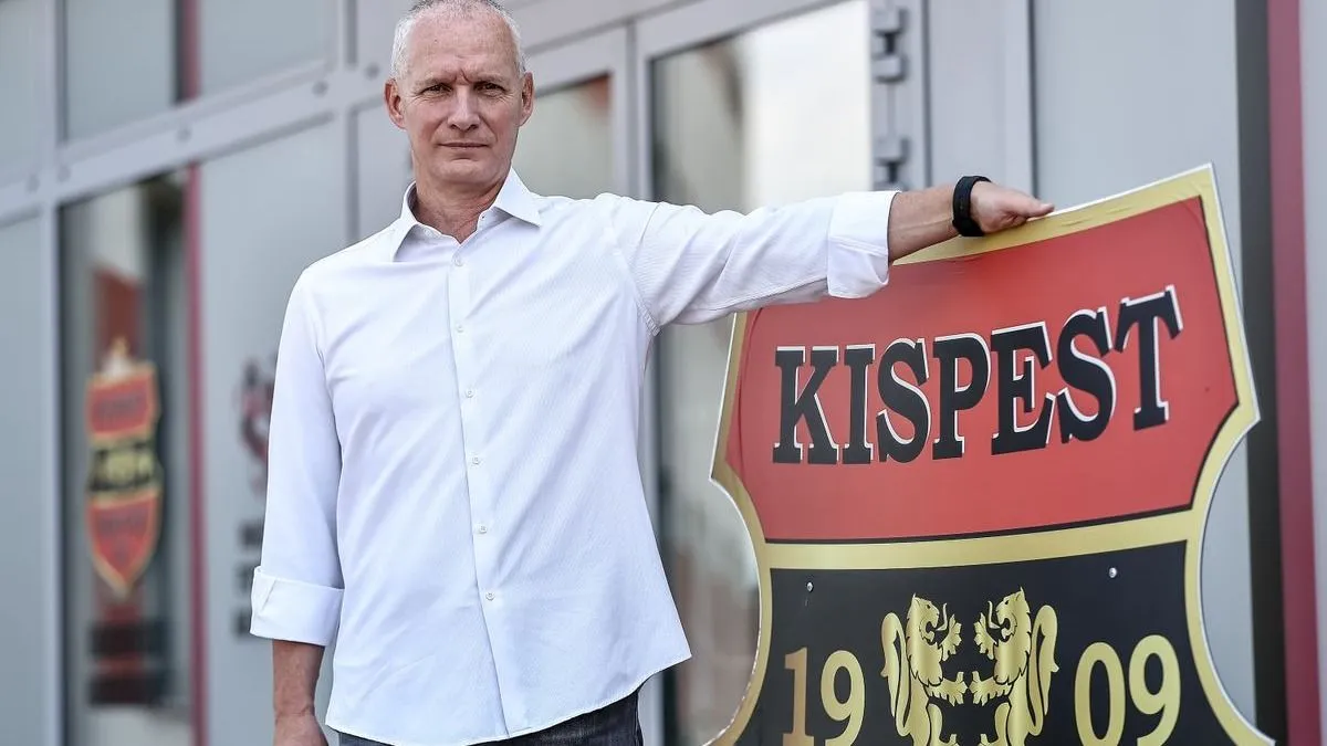 A feljutásról, az edzőváltásról és a szurkolókról beszélt a Budapest Honvéd ügyvezetője