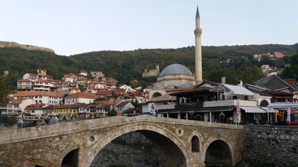 Európa egyik legszebb városában fillérekért lehet turistáskodni