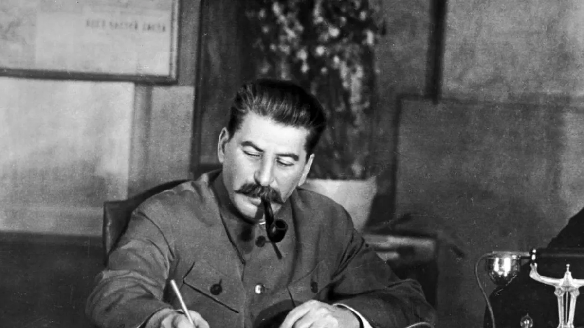 Manipuláció, terror és személyi kultusz: A diktátorok legnagyobb fegyverei