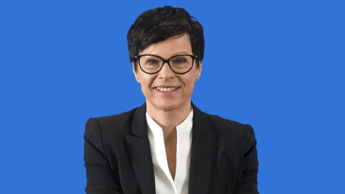 Elképesztő dolgok derültek ki az EU bővítési biztosjelöltjéről