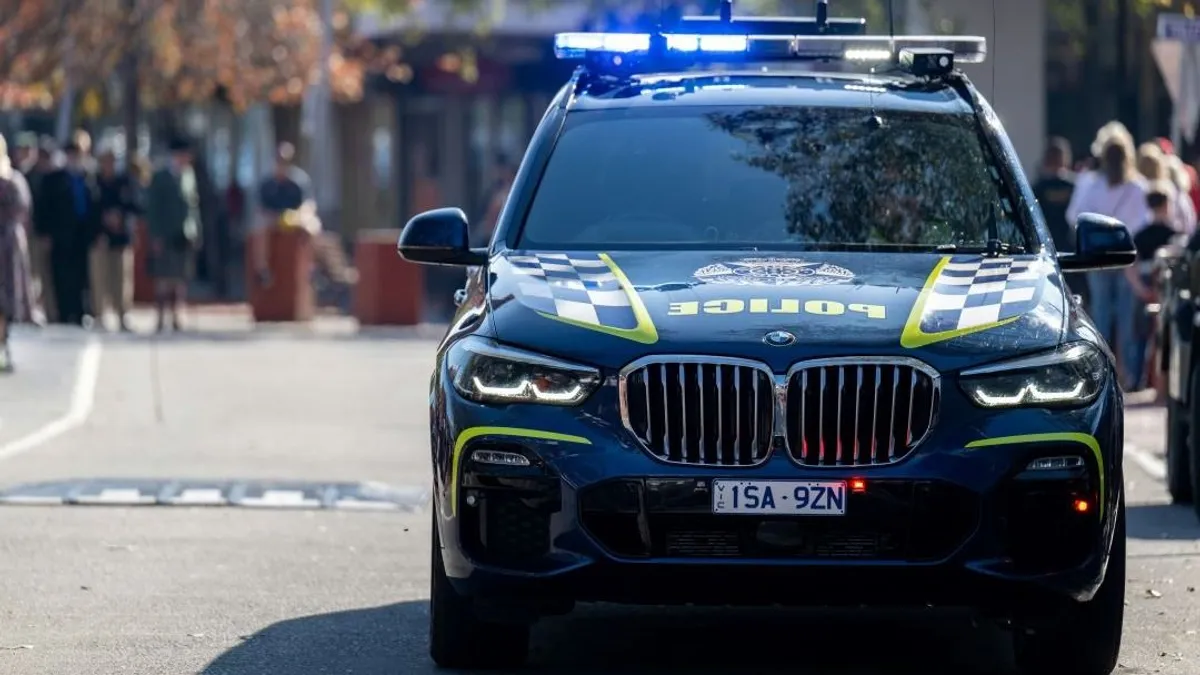 Úszva menekült meg a rendőrség elől egy meglőtt férfi Ausztráliában
