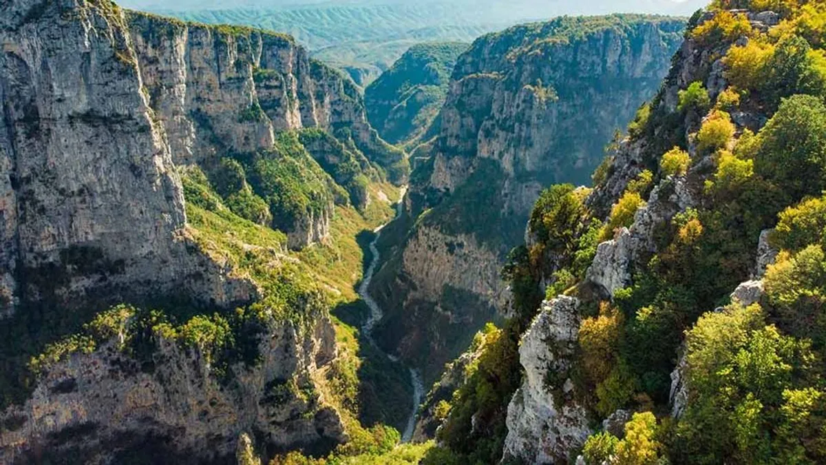 Ősszel is tökéletes úti cél a görög Grand Canyon