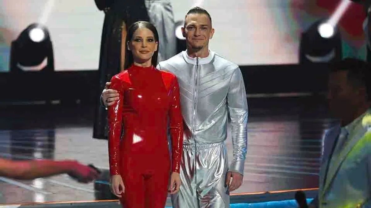 Dancing with the Stars: Szabó Zsófi vörös latexben nyitotta meg a show-t - videó
