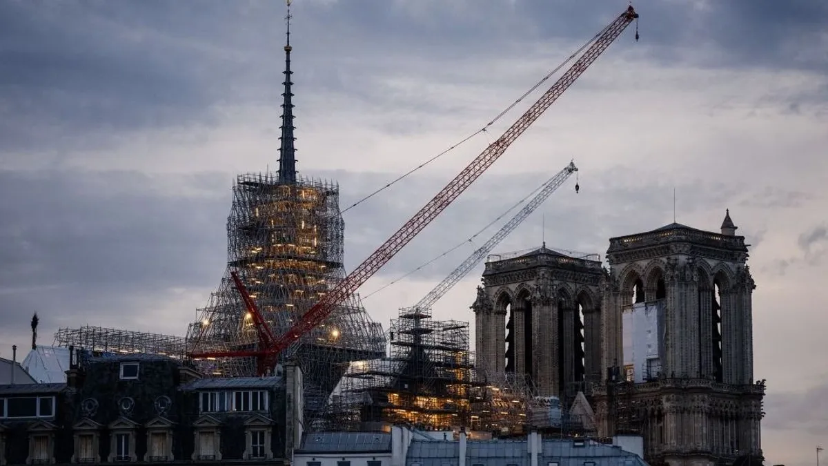 Kiderült, hogy mennyibe került a Notre-Dame székesegyház felújítása