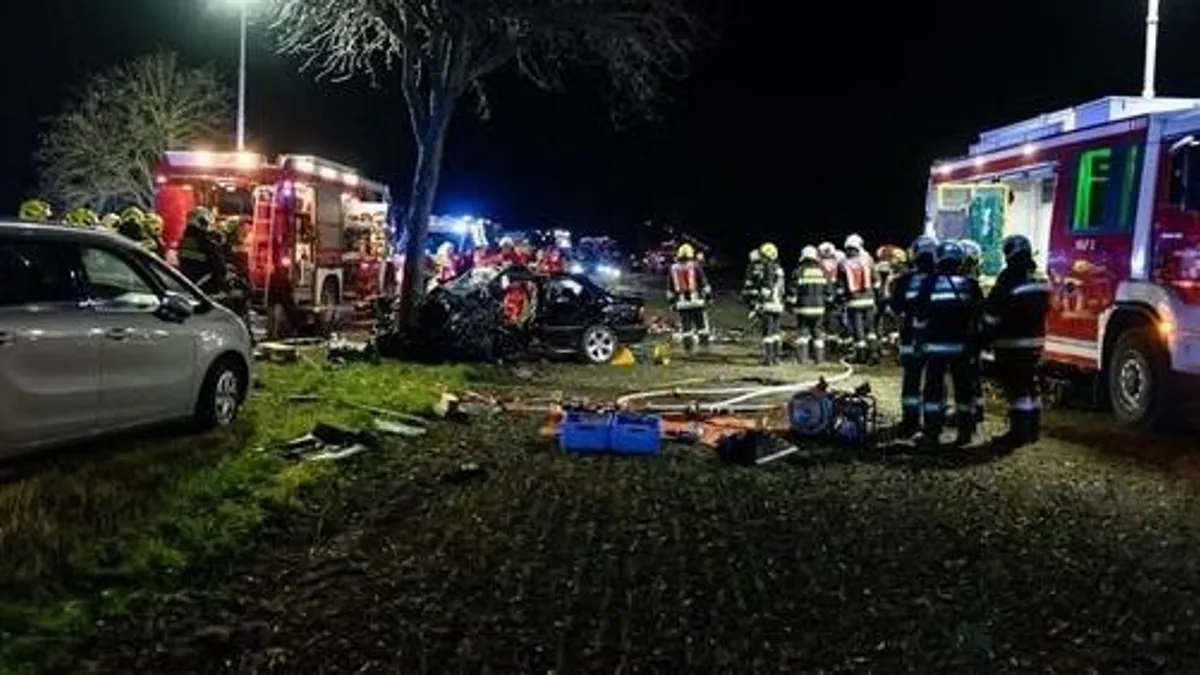 Ausztriai buszbaleset: magához tért a kómából a két túlélő
