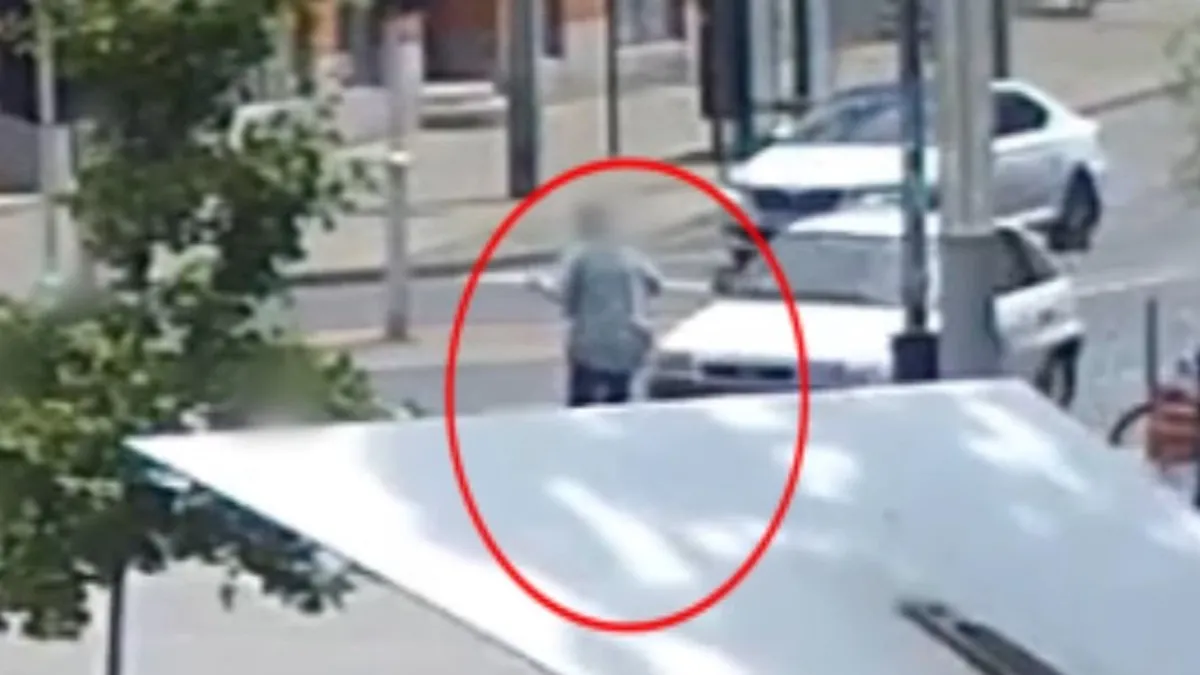 Menekülés közben a gyalogosok közé hajtott egy férfi Nyíregyházán - videó