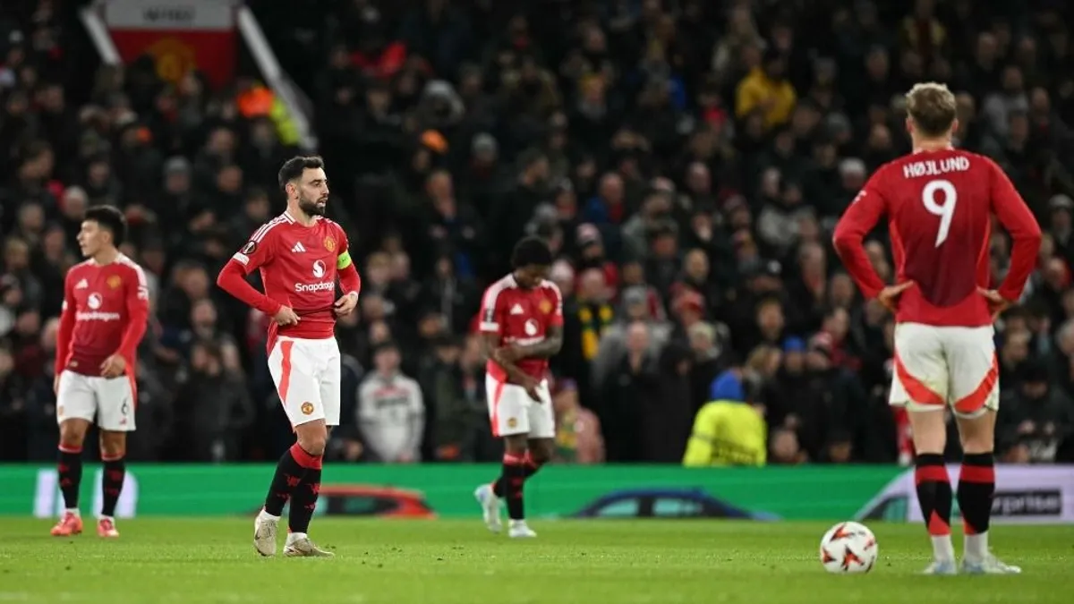 Döglött patkány okozott döbbenetet az Old Traffordon