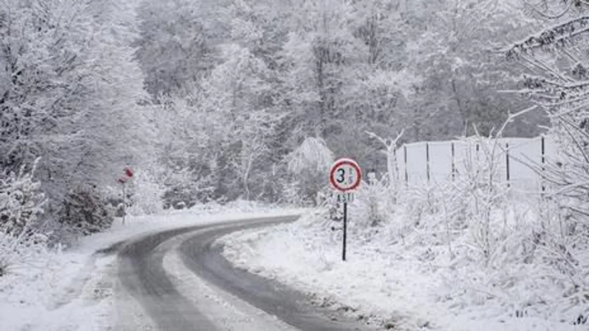 Hatalmas hó esett Hargita megyében, rengetegen áram nélkül maradtak