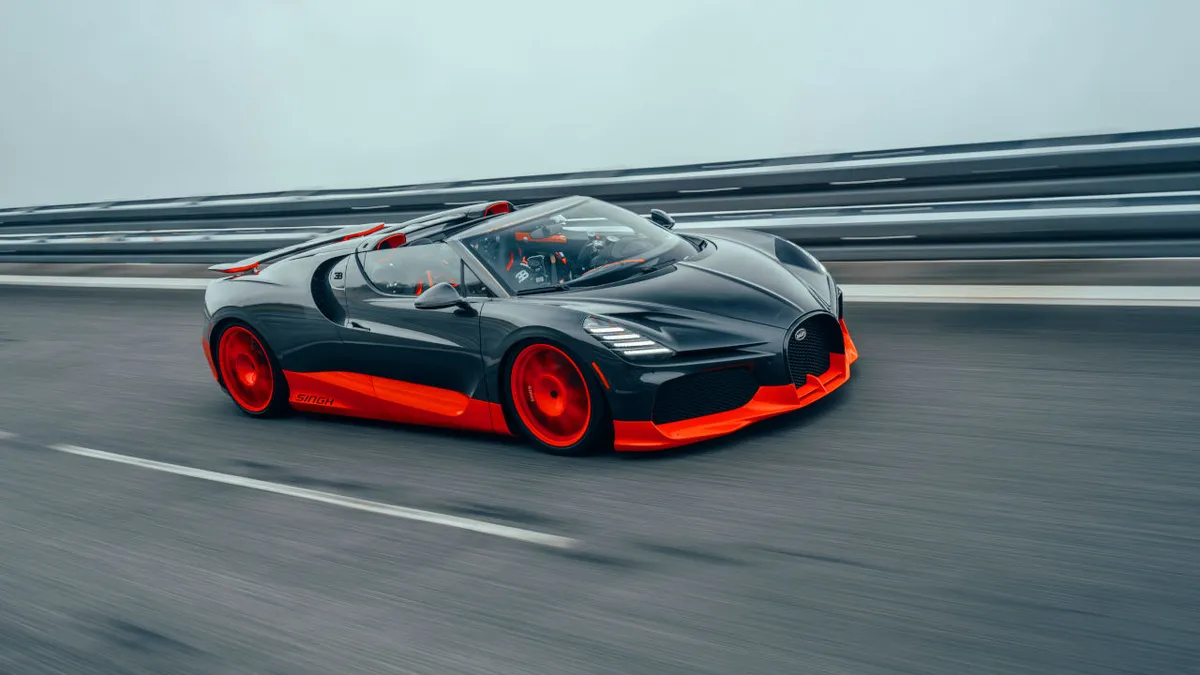 Beállította a nyitott autók sebesség-világrekordját a Bugatti