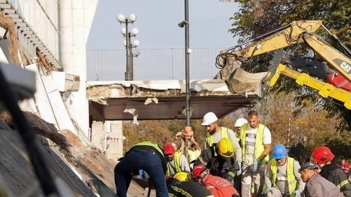 Letartóztattak 11 embert az újvidéki tragédia miatt