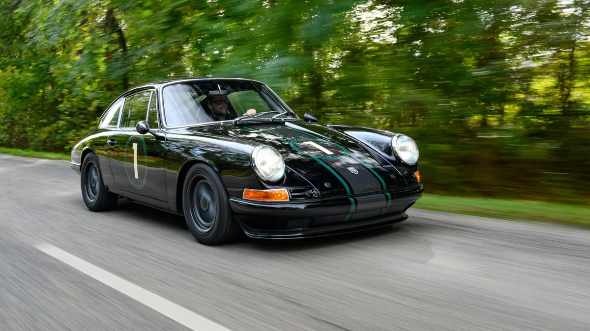 Jövőre már nyitott karosszériával is rendelhető lesz az Óbudán modernizált Porsche 912-es